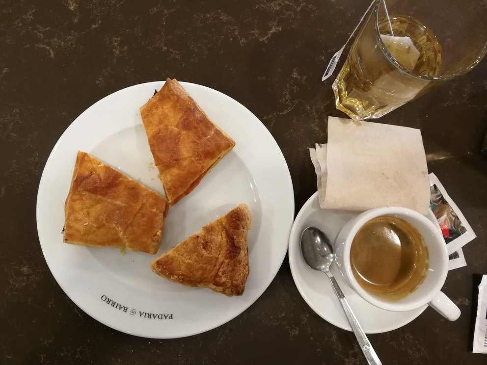 café de manha, Frühstück